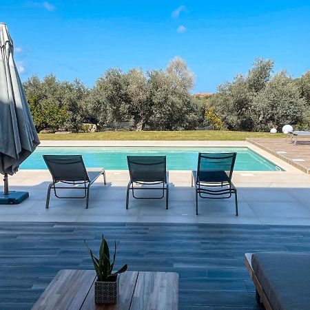 Villa Aelia I Modern & Ideal For Large Groups Γαλατάς Εξωτερικό φωτογραφία