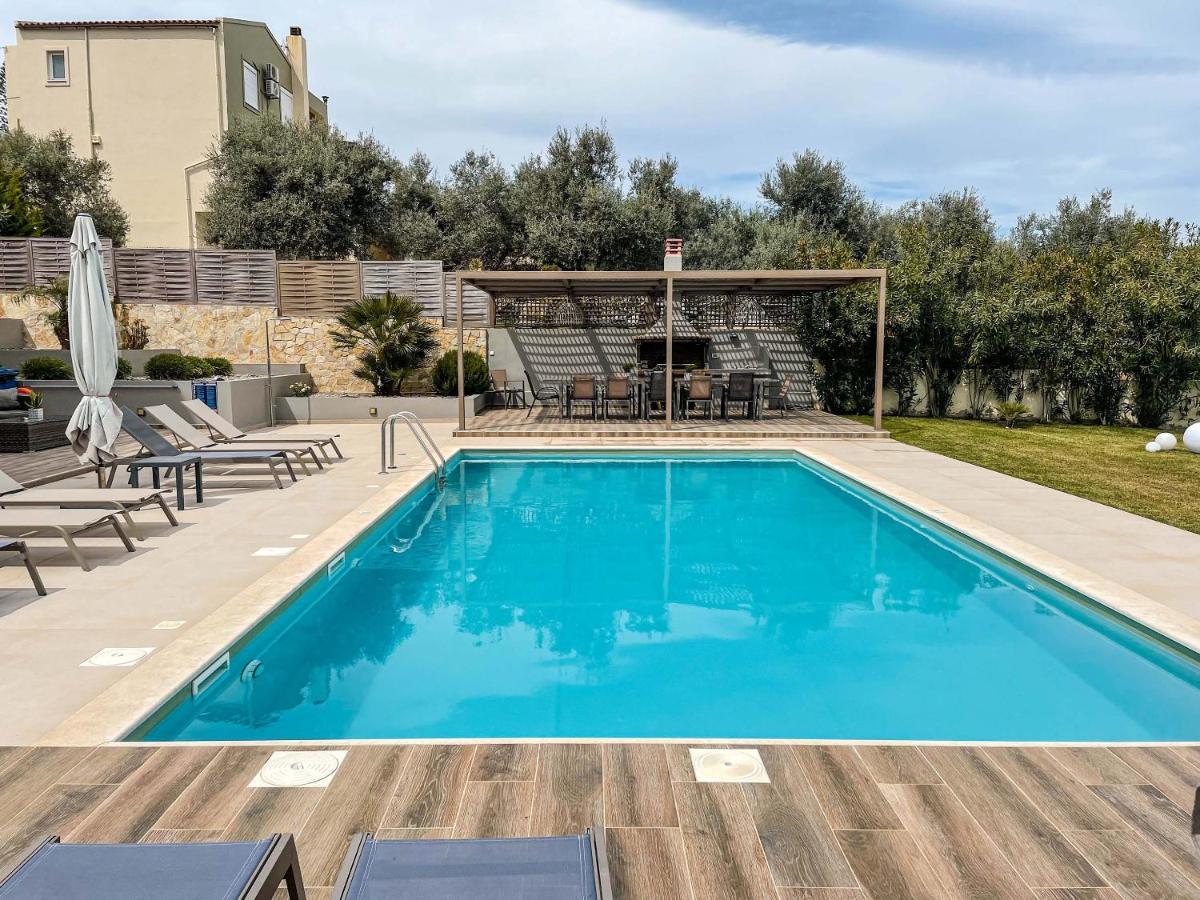 Villa Aelia I Modern & Ideal For Large Groups Γαλατάς Εξωτερικό φωτογραφία