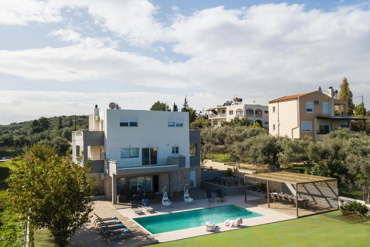 Villa Aelia I Modern & Ideal For Large Groups Γαλατάς Εξωτερικό φωτογραφία