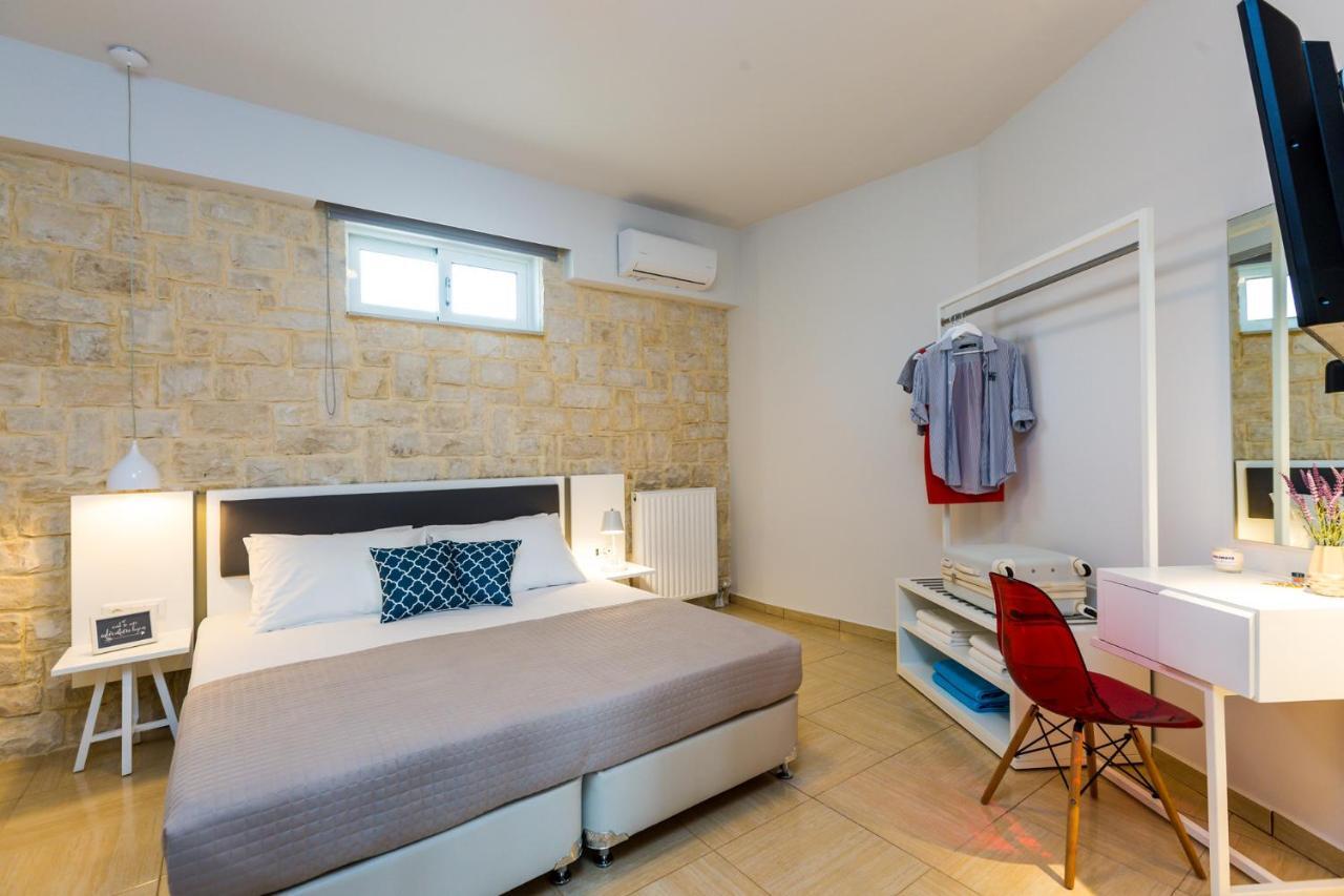 Villa Aelia I Modern & Ideal For Large Groups Γαλατάς Εξωτερικό φωτογραφία