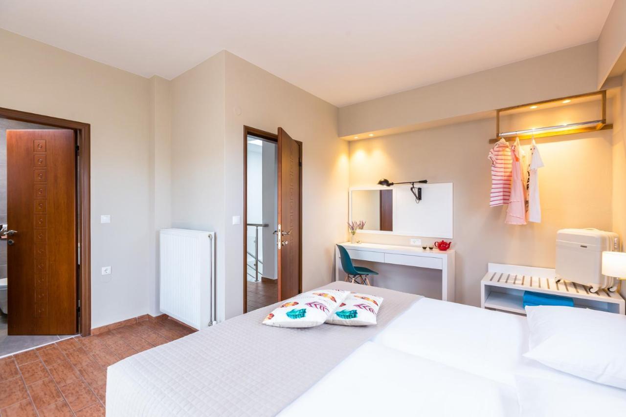 Villa Aelia I Modern & Ideal For Large Groups Γαλατάς Εξωτερικό φωτογραφία