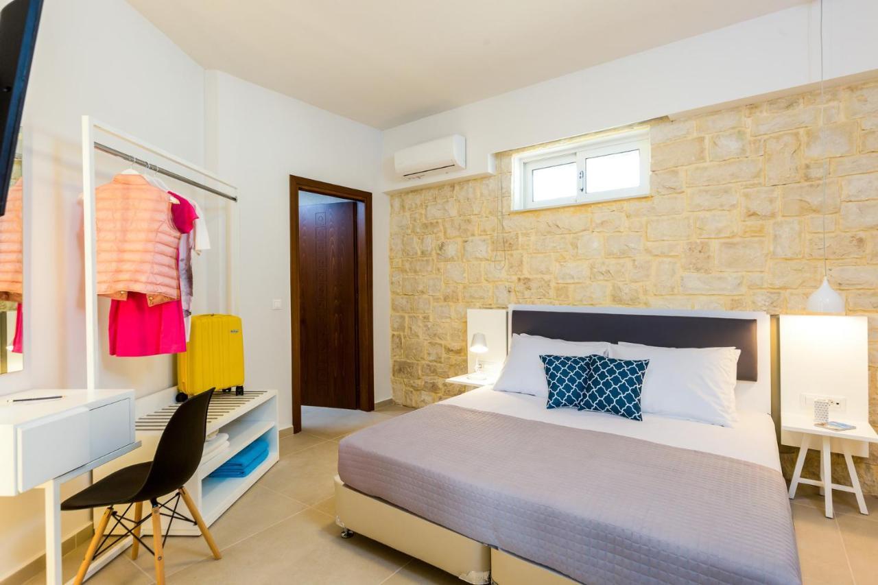 Villa Aelia I Modern & Ideal For Large Groups Γαλατάς Εξωτερικό φωτογραφία