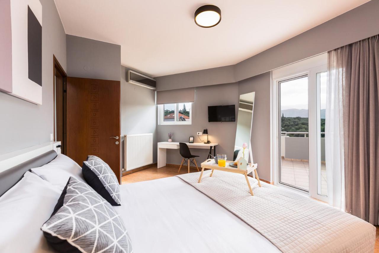 Villa Aelia I Modern & Ideal For Large Groups Γαλατάς Εξωτερικό φωτογραφία